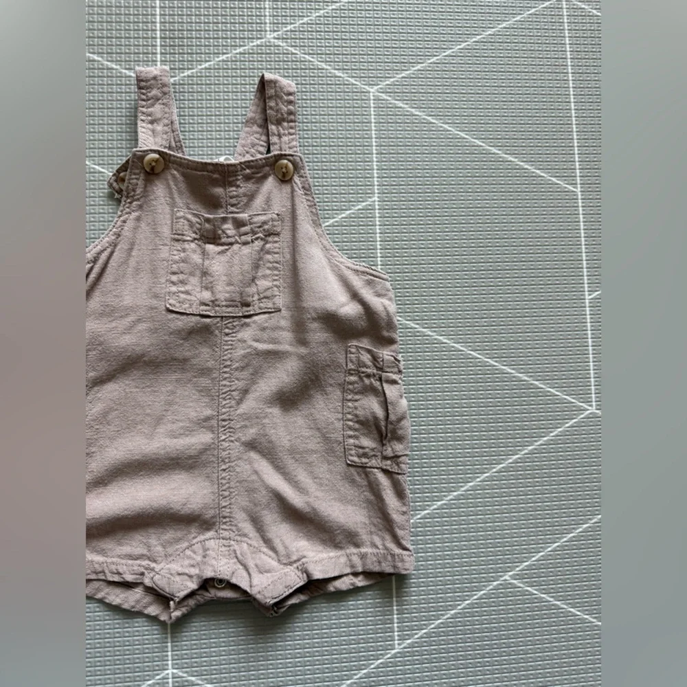 Cotton On|Baby gender neutral tan linen Romper Overalls•••Boho summer style 3/6M